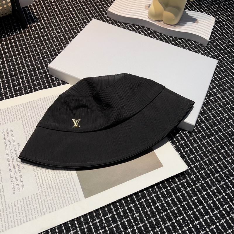 LV hat (96)
